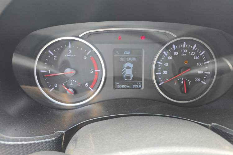 Used Great Wall Wingle 5 2017 2.0T European Version Diesel Two-Wheel Drive Elite Plus Big Double-Cab GW4D20D Odometer Close Up