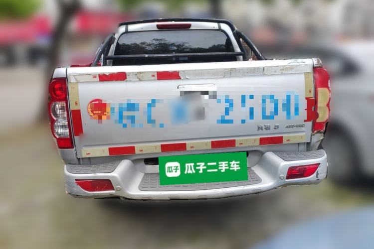 Used Great Wall Wingle 5 2017 2.4L European Version Gasoline Two-Wheel Drive Entry-Level Small Double-Cab 4G69S4N Rear