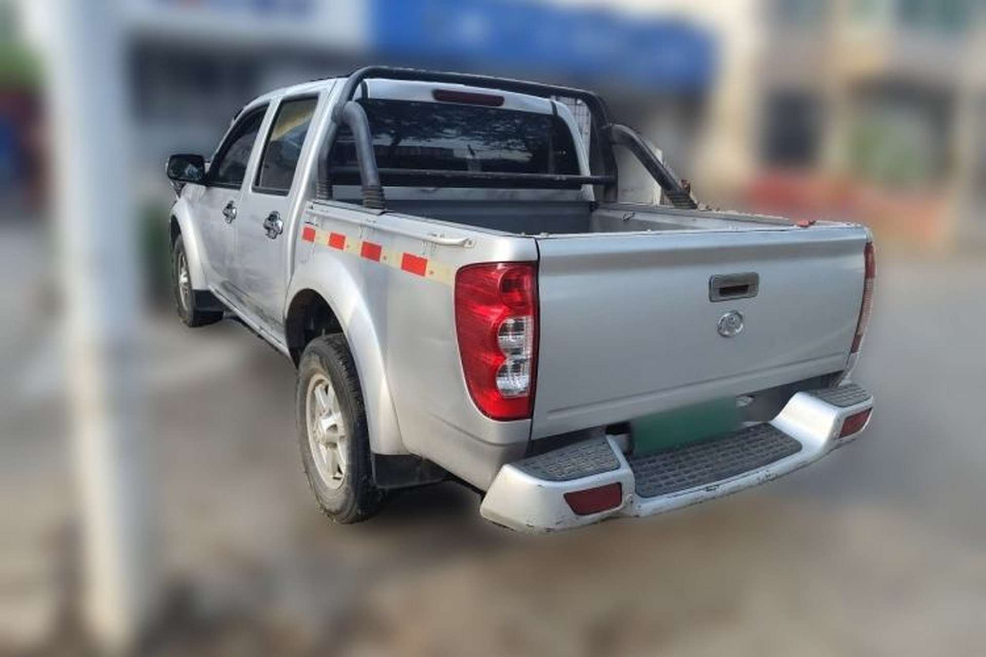 Used Great Wall Wingle 5 2017 2.0T European-spec Diesel Two-Wheel Drive Entry-Level Small Double-Cab GW4D20E Rear Left 45 Deg