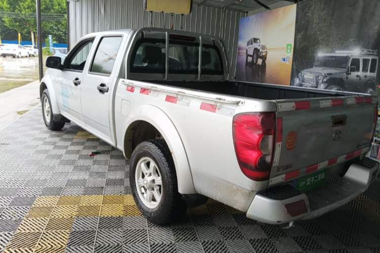 Used Great Wall Wingle 5 2017 2.0T European Version Diesel Two-Wheel Drive Advanced Large Double-Cab GW4D20E Rear Left 45 Deg