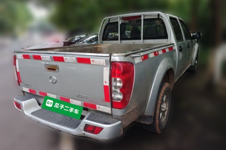 Used Great Wall Wingle 5 2017 2.0T European Version Diesel Two-Wheel Drive Advanced Large Double-Cab GW4D20E Rear Right 45 Deg