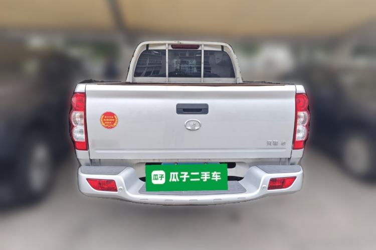 Used Great Wall Wingle 5 2017 2.0T European Version Diesel Two-Wheel Drive Advanced Large Double-Cab GW4D20E Rear