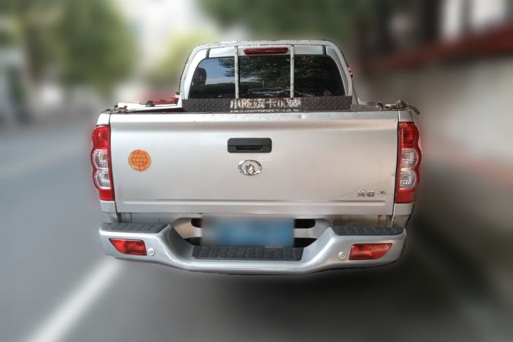 Used Great Wall Wingle 5 2017 2.0T European-spec Diesel Two-Wheel Drive Entry-Level Small Double-Cab GW4D20E Rear