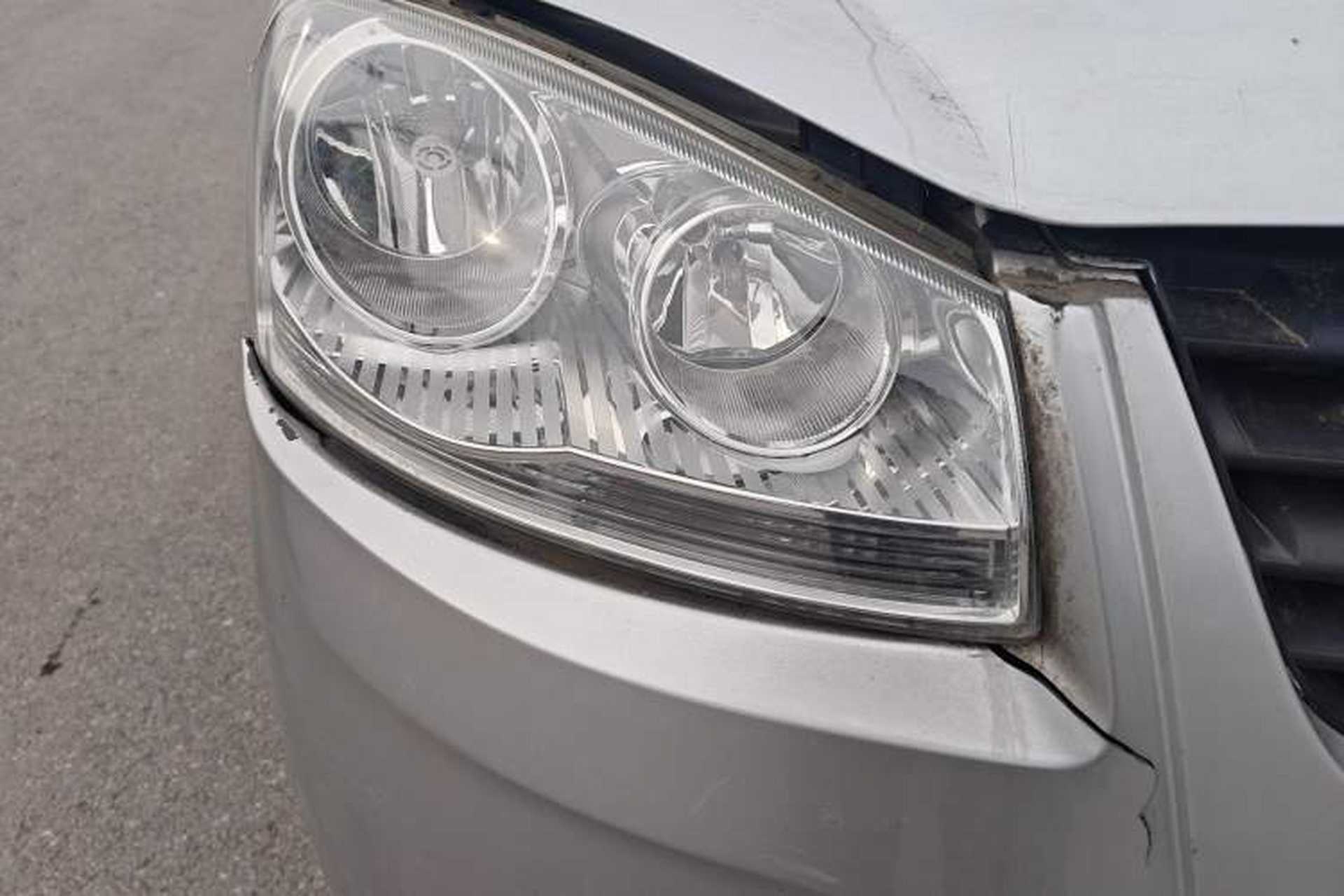 Used Great Wall Wingle 5 2017 2.2L Classic Version Two-Wheel Drive Big Double Cab 491QE Right Front Headlight