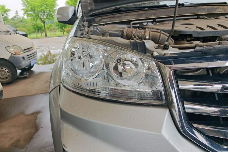 Used Great Wall Wingle 5 2017 2.0T European Version Diesel Two-Wheel Drive Advanced Large Double-Cab GW4D20E Right Front Headlight