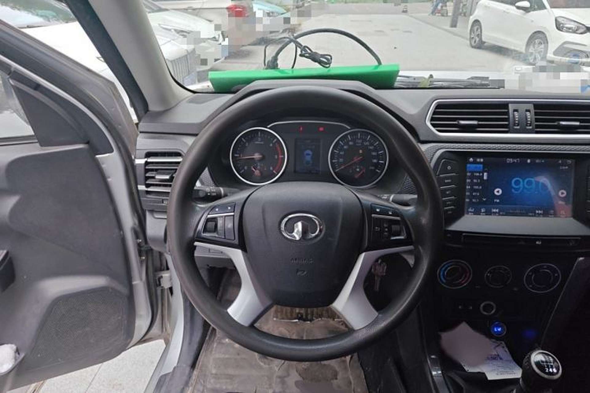 Used Great Wall Wingle 5 2017 2.0T European Version Diesel Two-Wheel Drive Elite Plus Big Double-Cab GW4D20D Steering Wheel