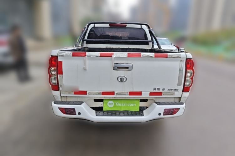 Used Great Wall Wingle 5 2017 2.0T European-Style Diesel Two-Wheel-Drive Elite Version with Large Double Cab – GW4D20B Exterior 4