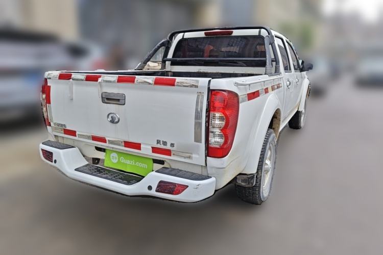 Used Great Wall Wingle 5 2017 2.0T European-Style Diesel Two-Wheel-Drive Elite Version with Large Double Cab – GW4D20B Exterior 5
