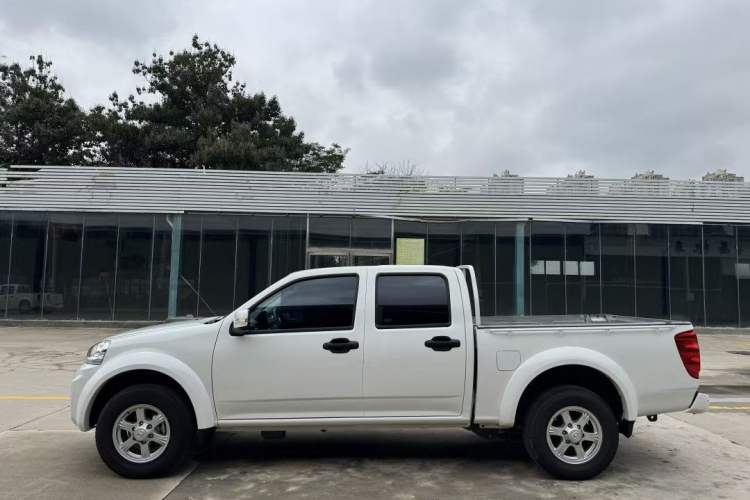 Used Great Wall Wingle 5 2017 2.0T European-spec Diesel Two-Wheel-Drive Entry-Level Big Double-Cab GW4D20D Exterior 7