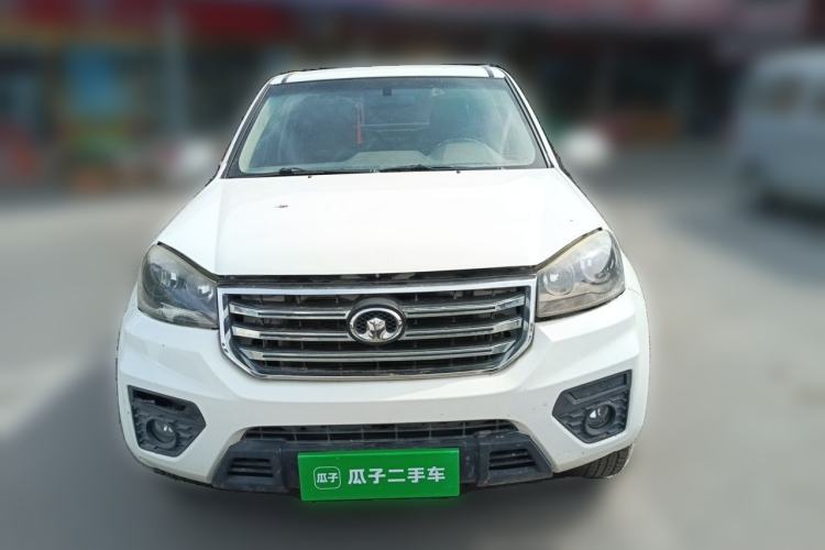 Used Great Wall Wingle 5 2017 2.4L European-spec Gasoline 4x4 Elite Version Big Double Cab 4G69S4N Front