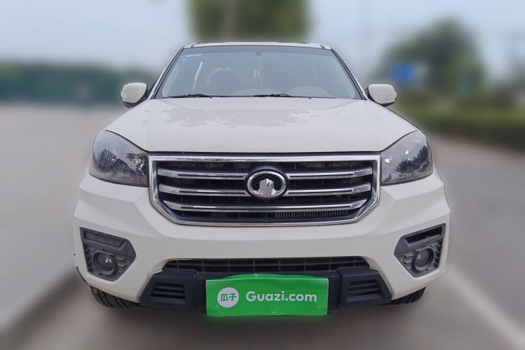 Used Great Wall Wingle 5 2017 2.0T European-spec Diesel Two-Wheel-Drive Entry-Level Big Double-Cab GW4D20D Front