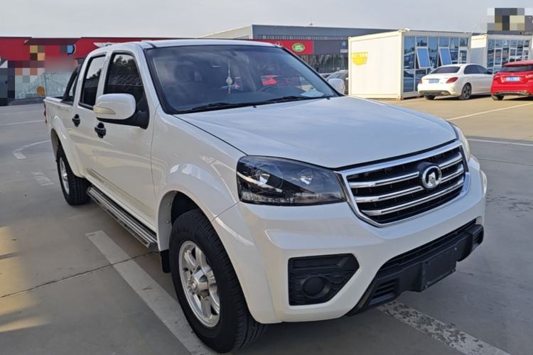 Used Great Wall Wingle 5 2017 2.4L European Version Gasoline Two-Wheel Drive Entry-Level Big Double Cab 4G69S4N Front Right 45 Deg