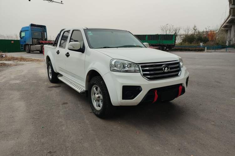Used Great Wall Wingle 5 2017 2.0T European Version Diesel Two-Wheel Drive Advanced Large Double-Cab GW4D20E Front Right 45 Deg