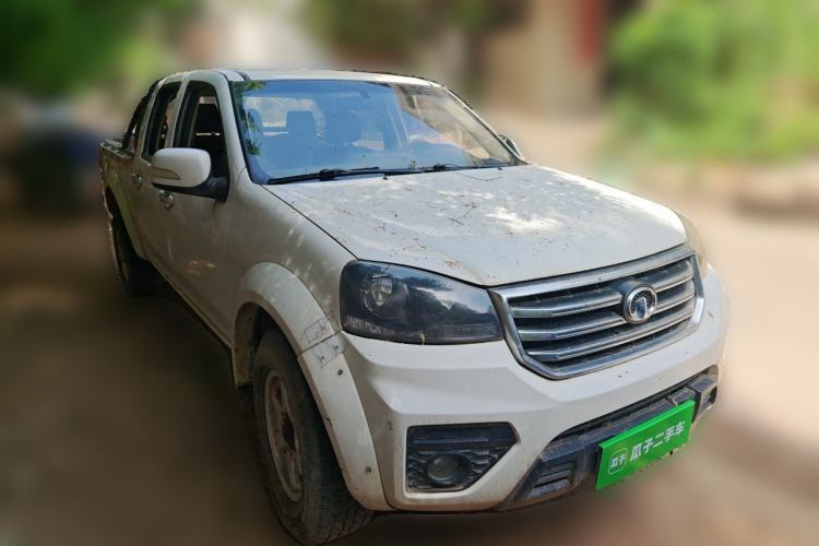 Used Great Wall Wingle 5 2017 2.4L European-spec Gasoline 2WD Elite Model with Big Double Cab – 4G69S4N Front Right 45 Deg