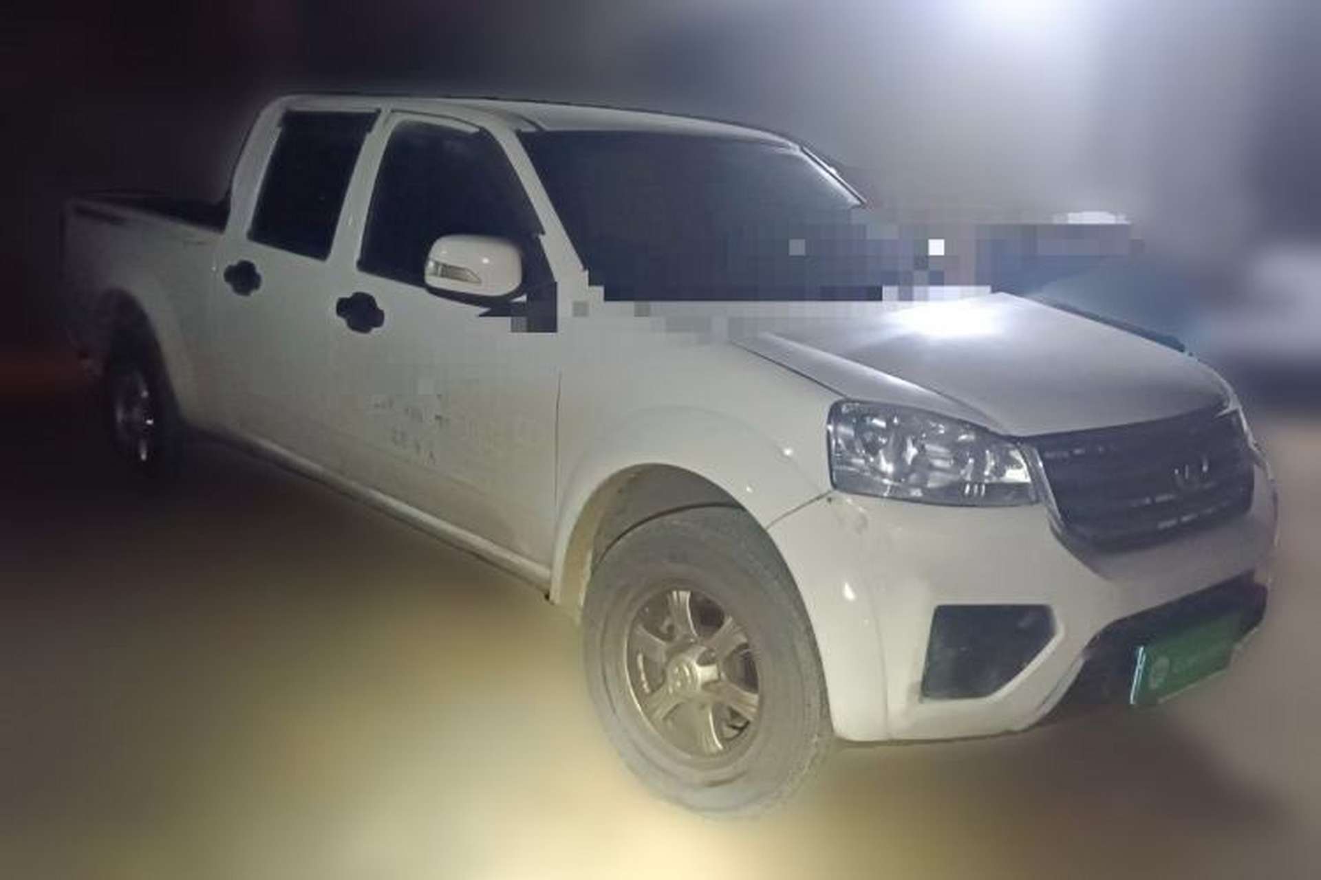 Used Great Wall Wingle 5 2017 2.0T European-Style Diesel 4x4 Ambition Version with Extended Double Cab – GW4D20E Front Right 45 Deg