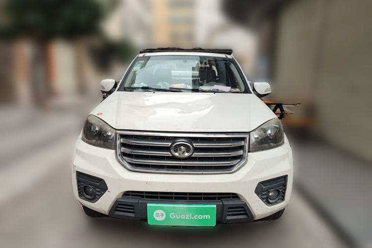 Used Great Wall Wingle 5 2017 2.0T European Version Diesel Two-Wheel Drive Elite Plus Big Double-Cab GW4D20D Front