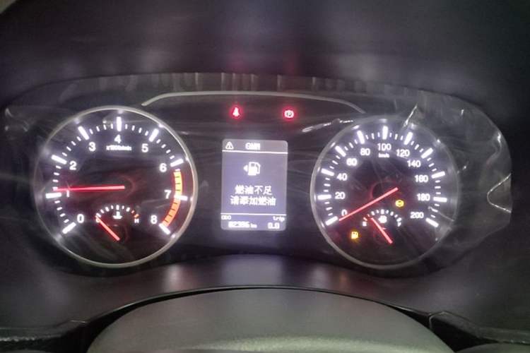 Used Great Wall Wingle 5 2017 2.4L European-spec Gasoline 2WD Elite Trim Small Double Cab – 4G69S4N Instrument Cluster