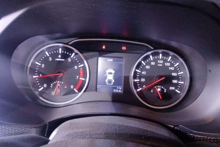 Used Great Wall Wingle 5 2017 2.4L European Version Gasoline Two-Wheel Drive Entry-Level Small Double-Cab 4G69S4N Instrument Cluster