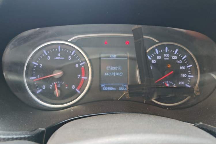 Used Great Wall Wingle 5 2017 2.4L European-spec Gasoline 2WD Elite Model with Big Double Cab – 4G69S4N Instrument Cluster