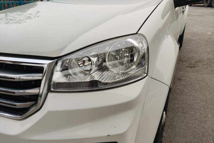 Used Great Wall Wingle 5 2017 2.0T European Version Diesel Two-Wheel Drive Advanced Large Double-Cab GW4D20E Left Front Headlight