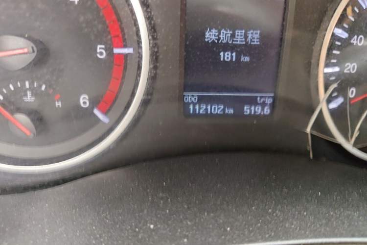 Used Great Wall Wingle 5 2017 2.0T European-Style Diesel Two-Wheel-Drive Elite Version with Large Double Cab – GW4D20B Odometer Close Up