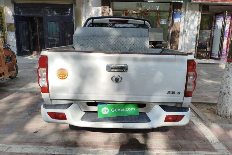 Used Great Wall Wingle 5 2017 2.4L European-spec Gasoline 4x4 Elite Version Big Double Cab 4G69S4N Rear