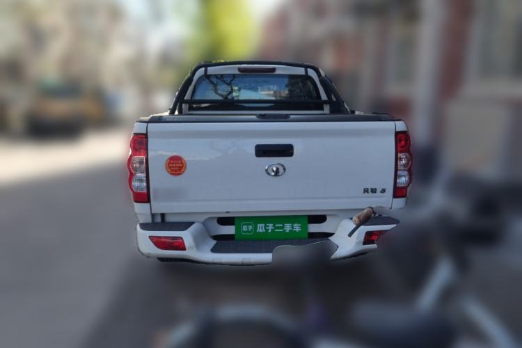 Used Great Wall Wingle 5 2017 2.4L European Version Gasoline Two-Wheel Drive Entry-Level Big Double Cab 4G69S4N Rear
