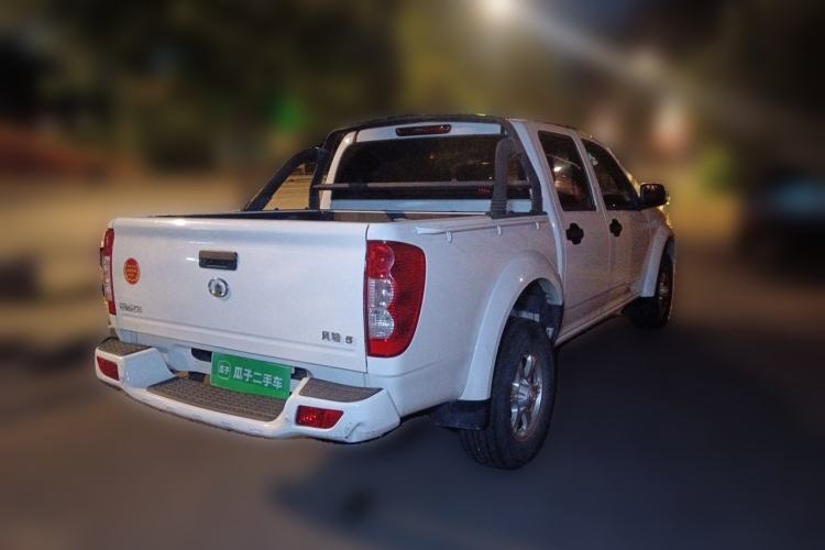 Used Great Wall Wingle 5 2017 2.4L European Version Gasoline Two-Wheel Drive Entry-Level Small Double-Cab 4G69S4N Rear Right 45 Deg