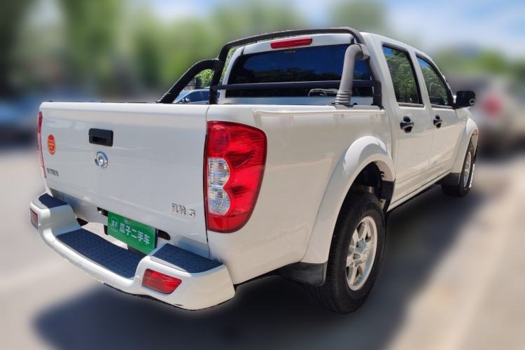 Used Great Wall Wingle 5 2017 2.4L European Version Gasoline Two-Wheel Drive Entry-Level Small Double-Cab 4G69S4N Rear Right 45 Deg