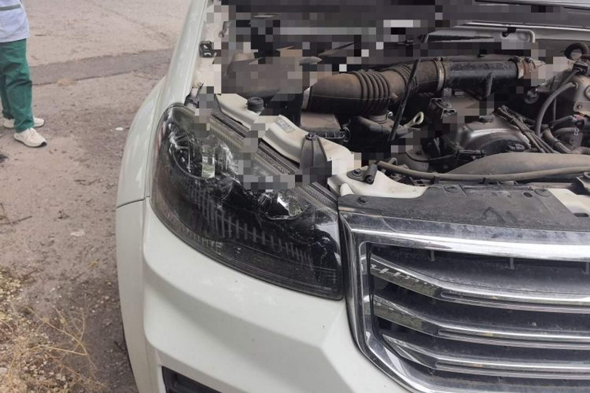 Used Great Wall Wingle 5 2017 2.4L European Version Gasoline Two-Wheel Drive Entry-Level Big Double Cab 4G69S4N Right Front Headlight