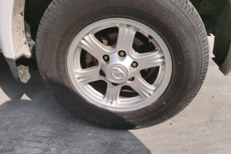 Used Great Wall Wingle 5  Right Front Wheel Hub