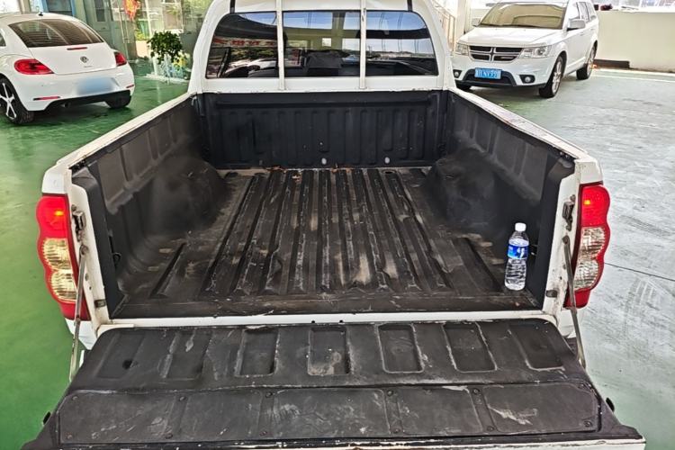 Used Great Wall Wingle 5 2017 2.8T Classic Edition Two-Wheel Drive Big Double-Cab GW2.8TC-2 Trunk