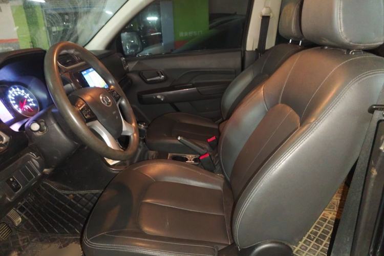 Used Great Wall Wingle 5 2020 2.0T Diesel Two-Wheel-Drive Elite Version Big Double Cab China VI Standard GW4D20M Left Front Seat