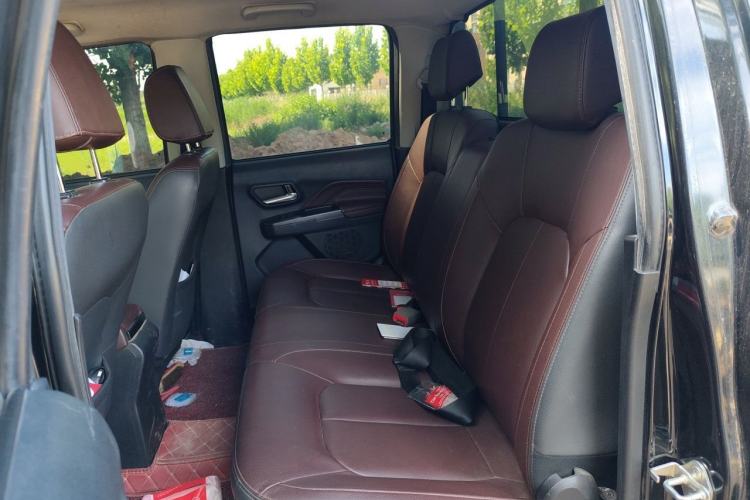 Used Great Wall Wingle 5 2020 2.0T Diesel Two-Wheel-Drive Elite Version Big Double Cab China VI Standard GW4D20M Left Rear Seat