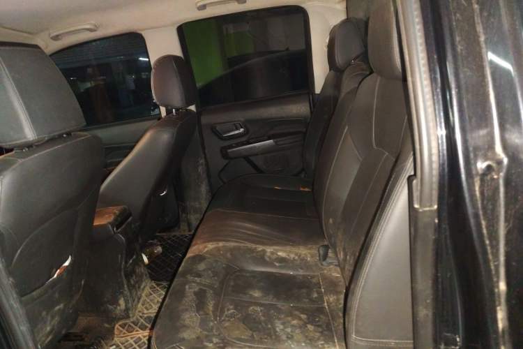 Used Great Wall Wingle 5 2020 2.0T Diesel Two-Wheel-Drive Elite Version Big Double Cab China VI Standard GW4D20M Left Rear Seat
