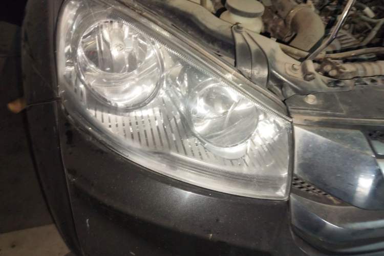 Used Great Wall Wingle 5 2020 2.0T Diesel Two-Wheel-Drive Elite Version Big Double Cab China VI Standard GW4D20M Right Front Headlight