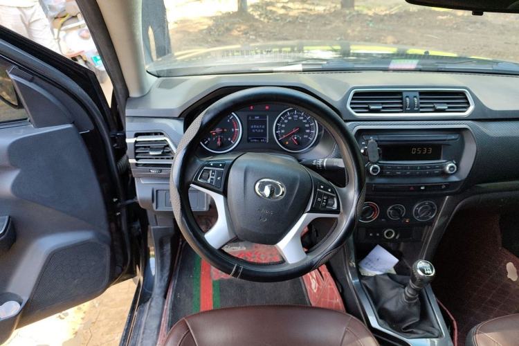 Used Great Wall Wingle 5 2020 2.0T Diesel Two-Wheel-Drive Elite Version Big Double Cab China VI Standard GW4D20M Steering Wheel
