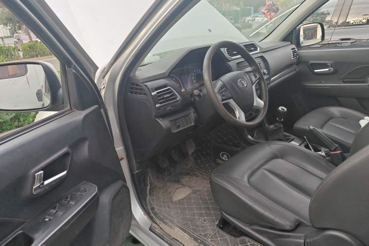 Used Great Wall Wingle 5 2020 2.0T Diesel Two-Wheel-Drive Elite Version Big Double Cab China VI Standard GW4D20M Driver Seat