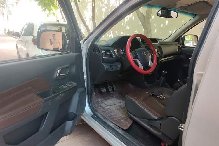 Used Great Wall Wingle 5 2020 2.4L Gasoline Two-Wheel Drive Value Edition Big Double Cab China VI Standard 4K22D4M Driver Seat