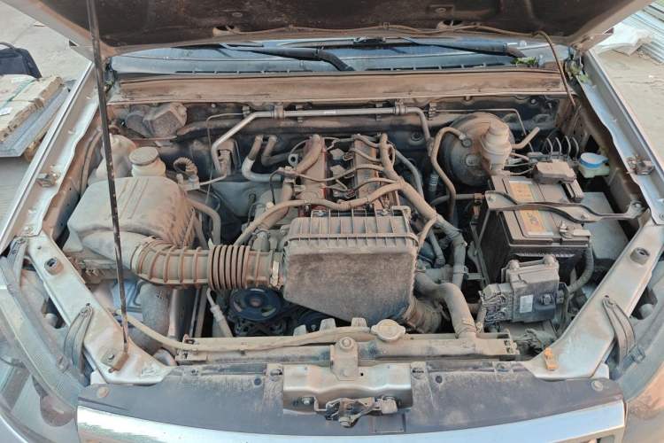 Used Great Wall Wingle 5 2020 2.4L Gasoline Two-Wheel Drive Value Edition Big Double Cab China VI Standard 4K22D4M Engine Bay
