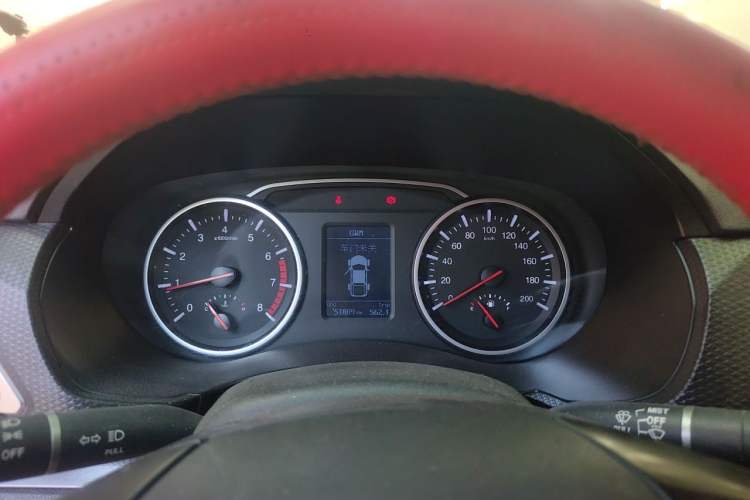 Used Great Wall Wingle 5 2020 2.4L Gasoline Two-Wheel Drive Value Edition Big Double Cab China VI Standard 4K22D4M Instrument Cluster