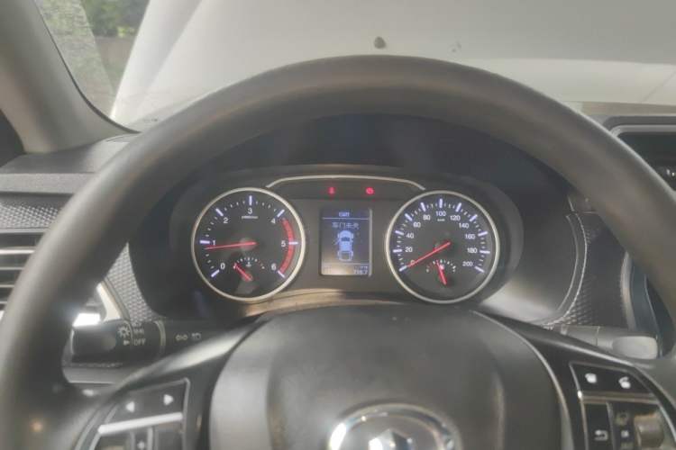 Used Great Wall Wingle 5 2020 2.0T Diesel Two-Wheel-Drive Elite Version Big Double Cab China VI Standard GW4D20M Instrument Cluster