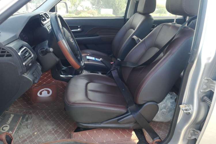 Used Great Wall Wingle 5 2020 2.0T Diesel Two-Wheel-Drive Elite Version Big Double Cab China VI Standard GW4D20M Left Front Seat