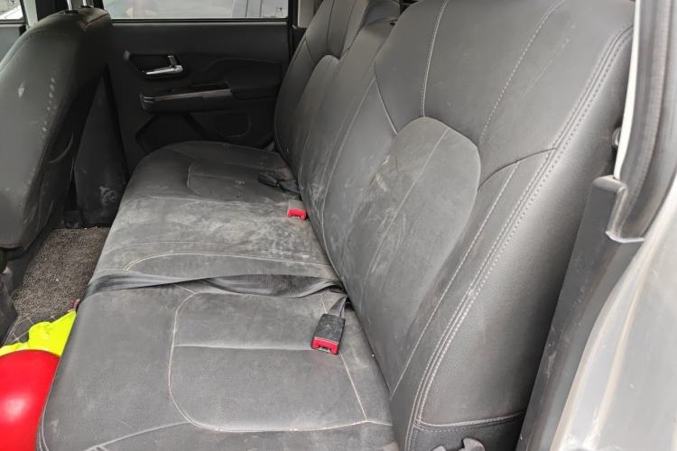 Used Great Wall Wingle 5 2020 2.0T Diesel Two-Wheel-Drive Elite Version Big Double Cab China VI Standard GW4D20M Left Rear Seat