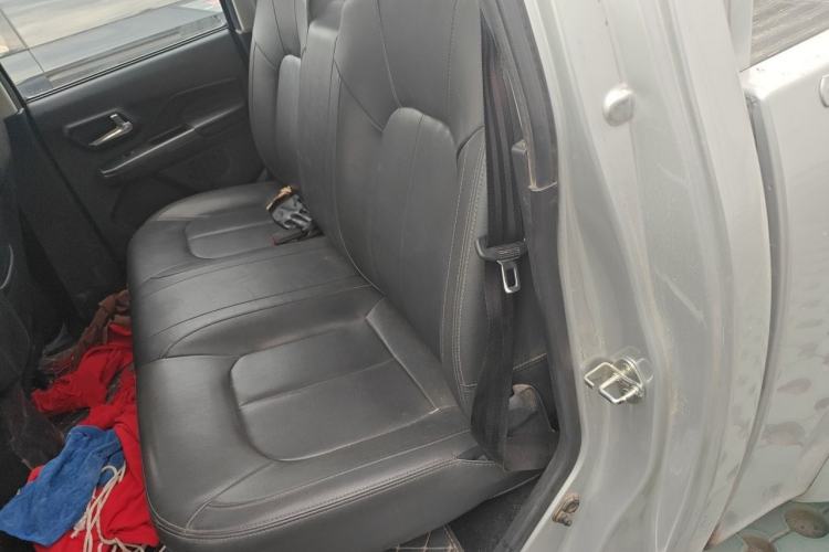 Used Great Wall Wingle 5 2020 2.0T Diesel Two-Wheel-Drive Elite Version Big Double Cab China VI Standard GW4D20M Left Rear Seat