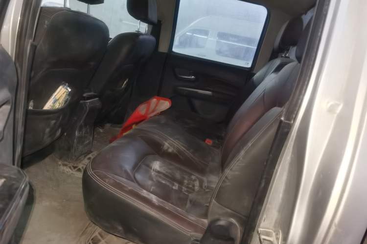 Used Great Wall Wingle 5 2020 2.0T Diesel Two-Wheel-Drive Elite Version Big Double Cab China VI Standard GW4D20M Left Rear Seat