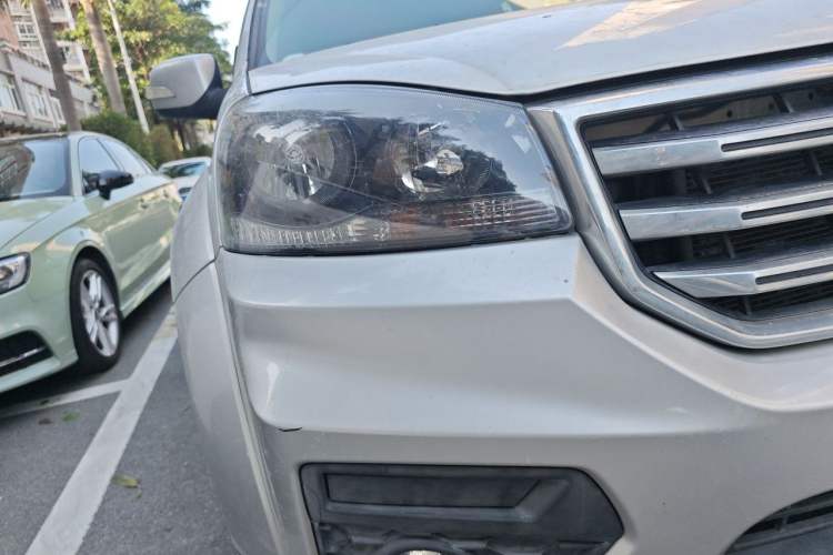 Used Great Wall Wingle 5 2020 2.0T Diesel Two-Wheel-Drive Elite Version Big Double Cab China VI Standard GW4D20M Right Front Headlight
