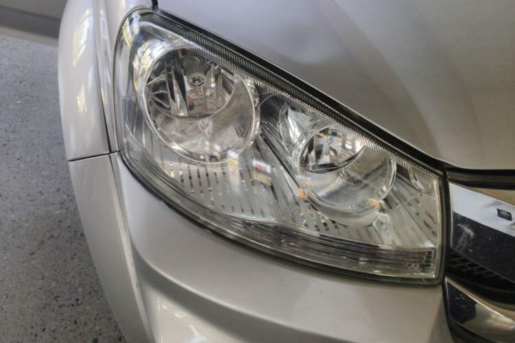 Used Great Wall Wingle 5 2020 2.4L Gasoline Two-Wheel Drive Value Edition Big Double Cab China VI Standard 4K22D4M Right Front Headlight