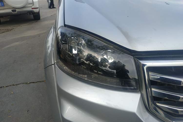 Used Great Wall Wingle 5 2020 2.0T Diesel 4x4 Elite Version Big Double Cab China VI Emission Standard GW4D20M Right Front Headlight