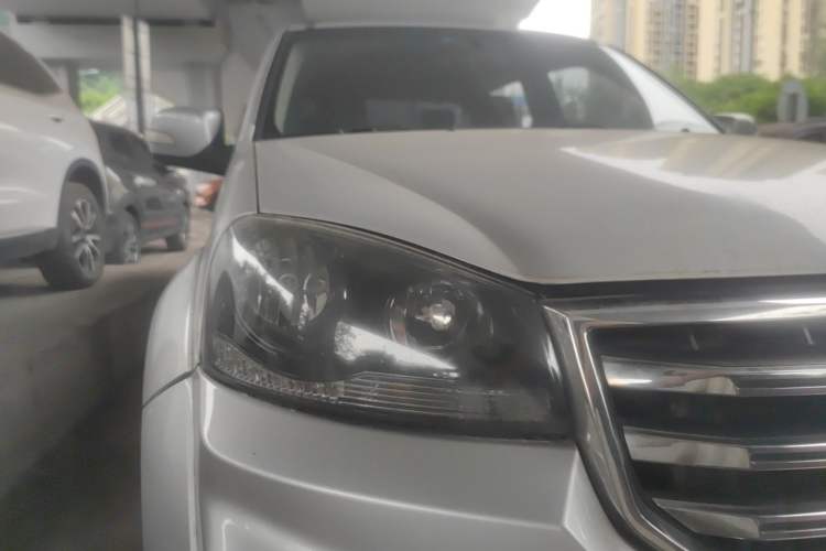 Used Great Wall Wingle 5 2020 2.0T Diesel Two-Wheel-Drive Elite Version Big Double Cab China VI Standard GW4D20M Right Front Headlight